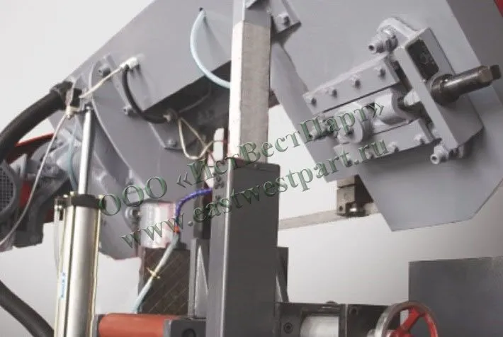 Двухстоечная конструкция