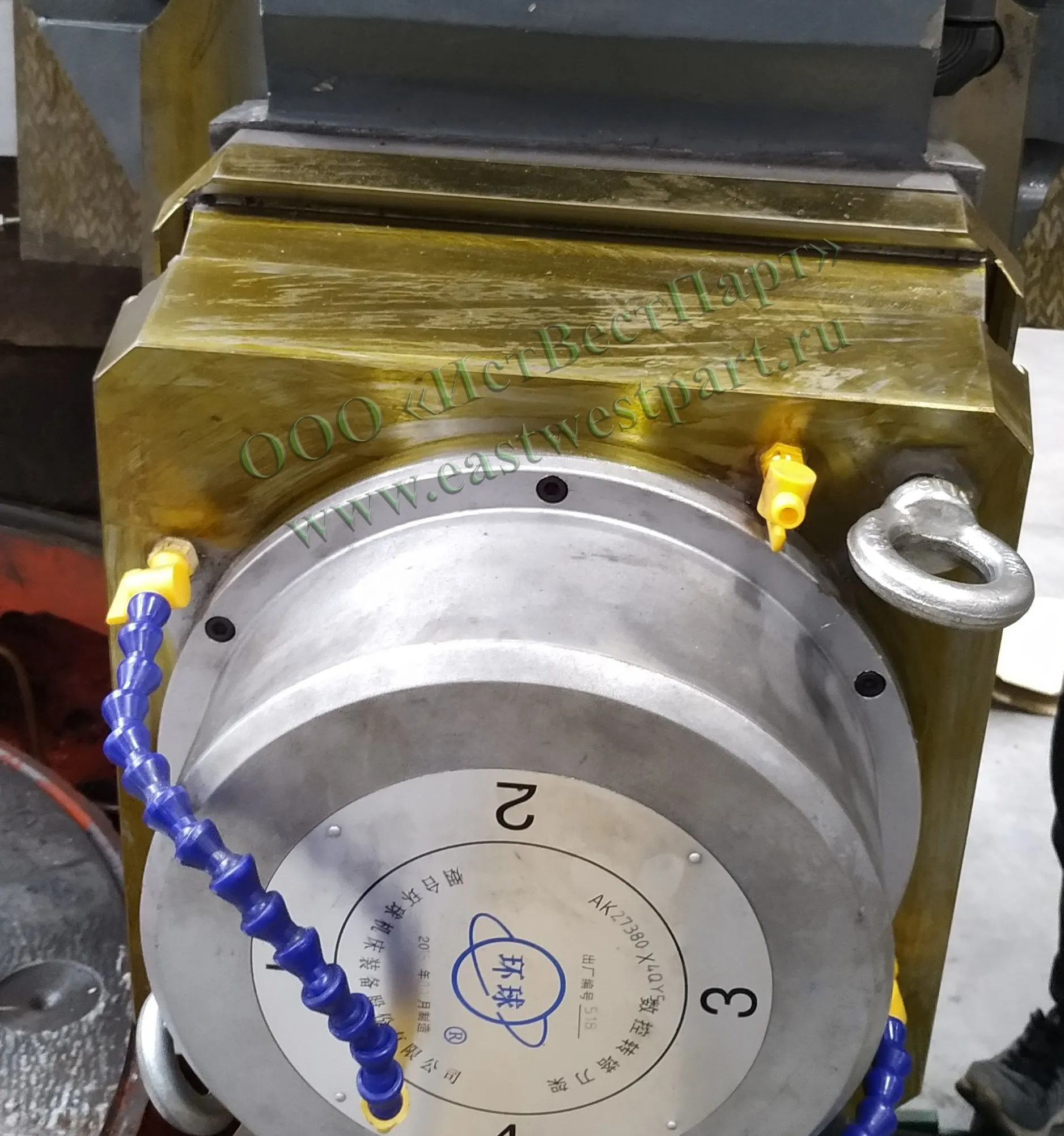  Резцедержатель