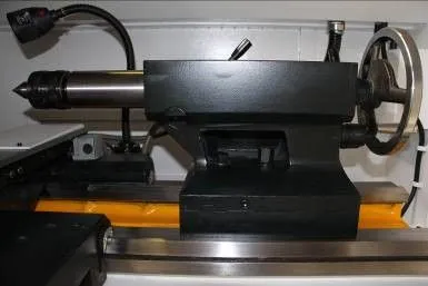  задняя бабка