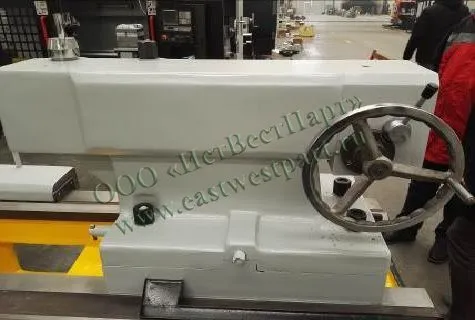 Задняя бабка