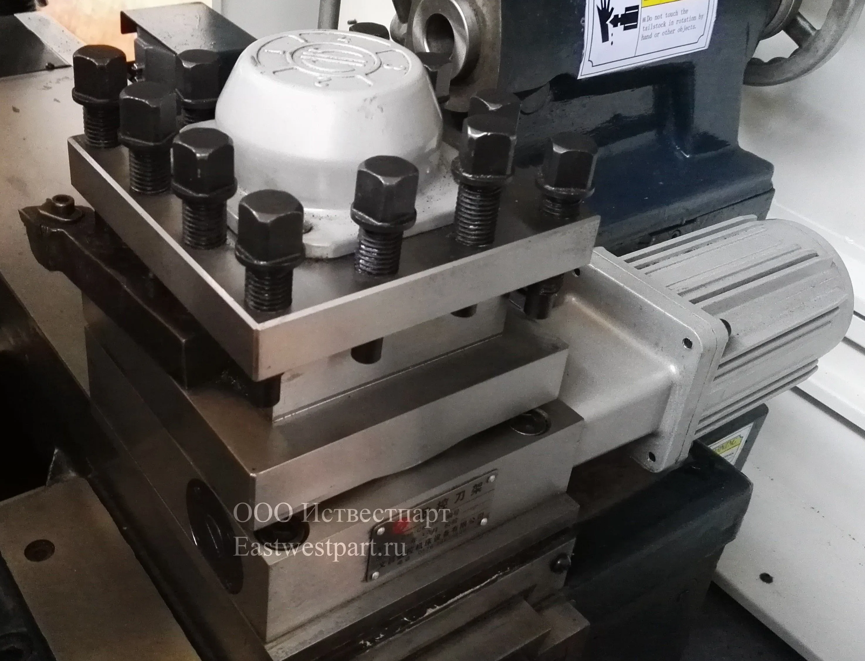  4-х позиционное устройство смены инструмента