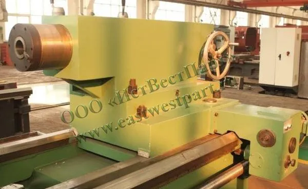  Задняя бабка