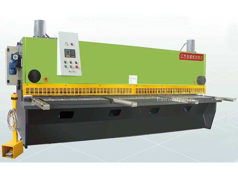 Гидравлические гильотинные ножницы прямого действия  QC11Y-16Х2500 NC